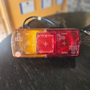 Farol Traseiro Direito M.FERGUSON- 1678869M92